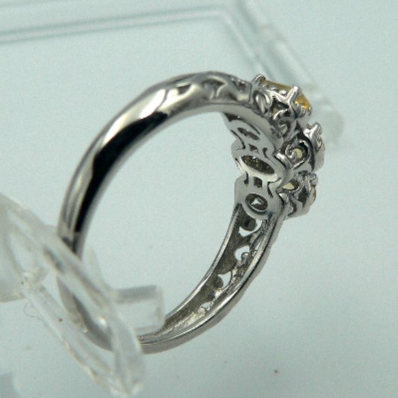 Sz 8 Genuine Brazilian Citrine 3 Stone Ring - Picture 4 of 6